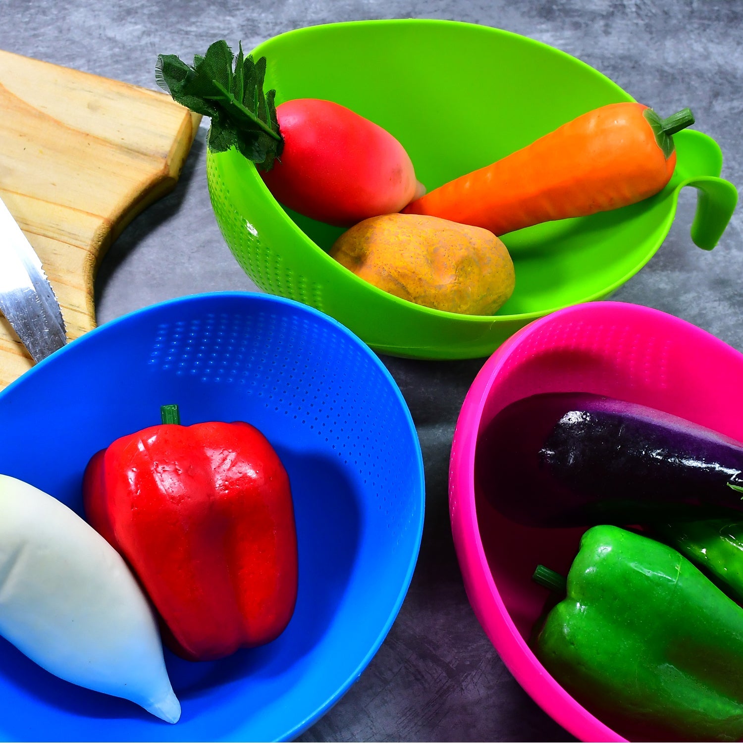 2068 Plastic Rice Bowl/Food Strainer Thick Drain Basket with Handle for Rice, Vegetable & Fruit (set of 3pcs) DeoDap 2068 Plastic Rice Bowl/Food Strainer Thick Drain Basket with Handle for Rice, Vegetable & Fruit (set of 3pcs) DeoDap